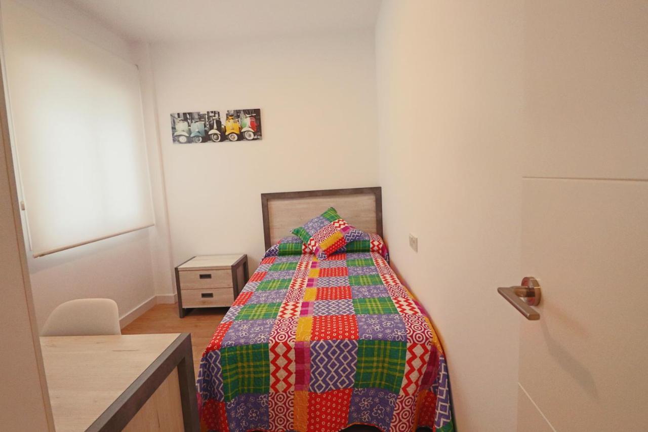 Poeta 2 Bedroom Apartment Fuengirola Eksteriør bilde